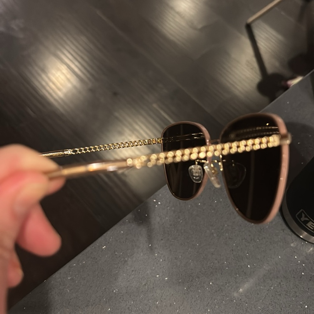 Mohala Eyewear - Leahi Tuscan Rose Chain with Polarized Tan Lenses - NWOT - Picture 7 of 7